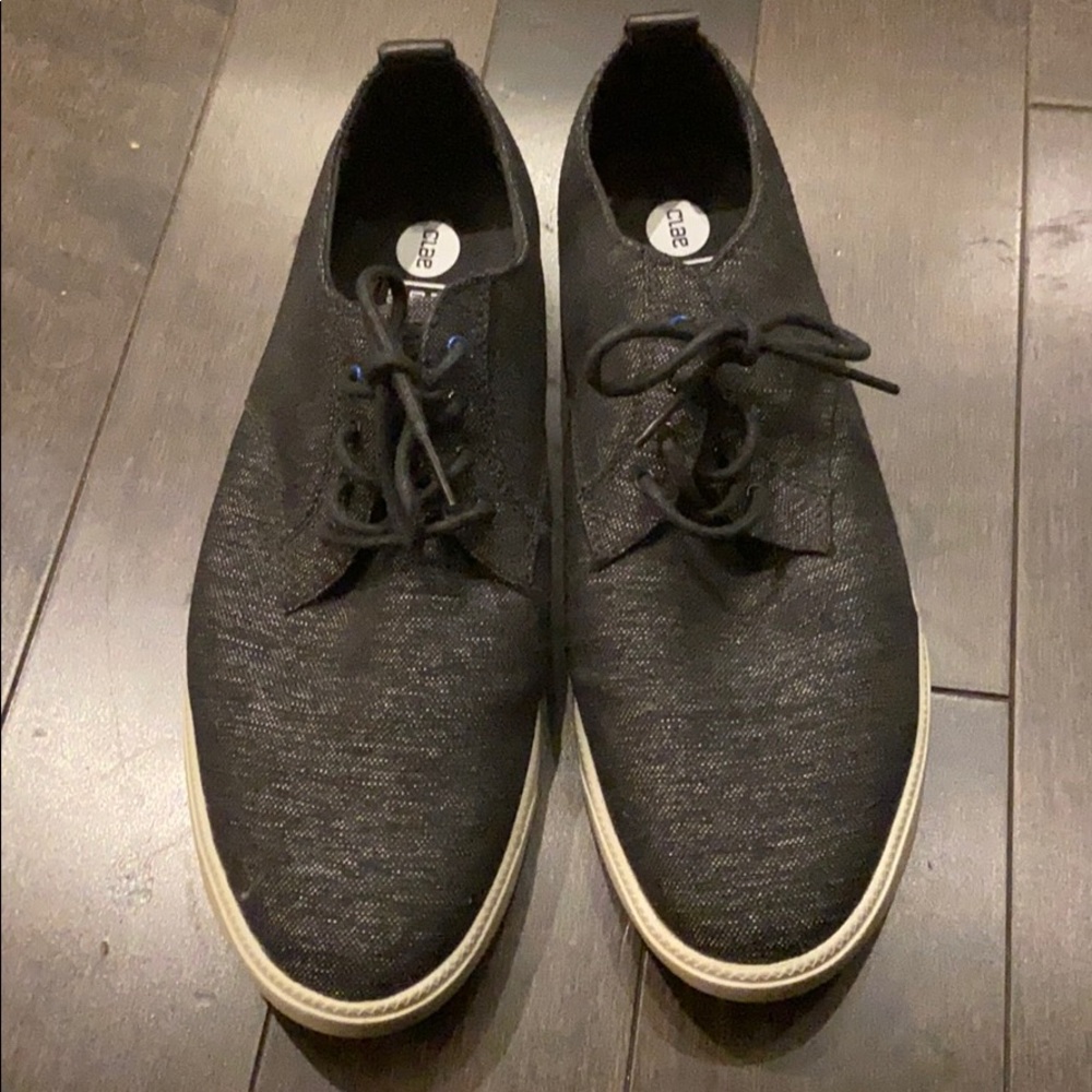 Clae mens dark grey/black sneakers